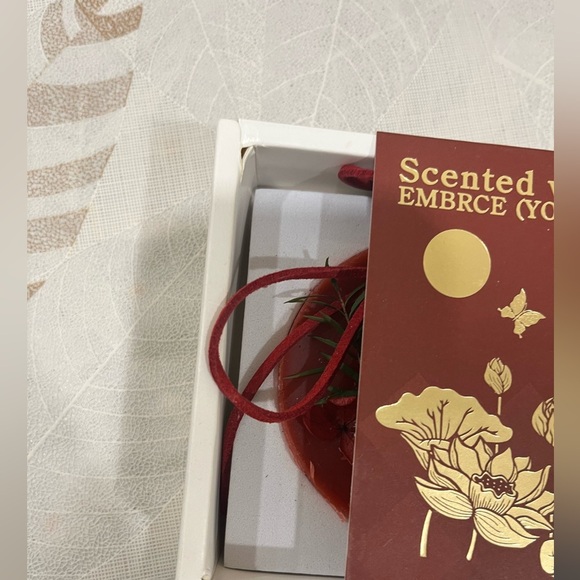 Red Scented Wax with Box （3 boxes set) - Picture 2 of 5